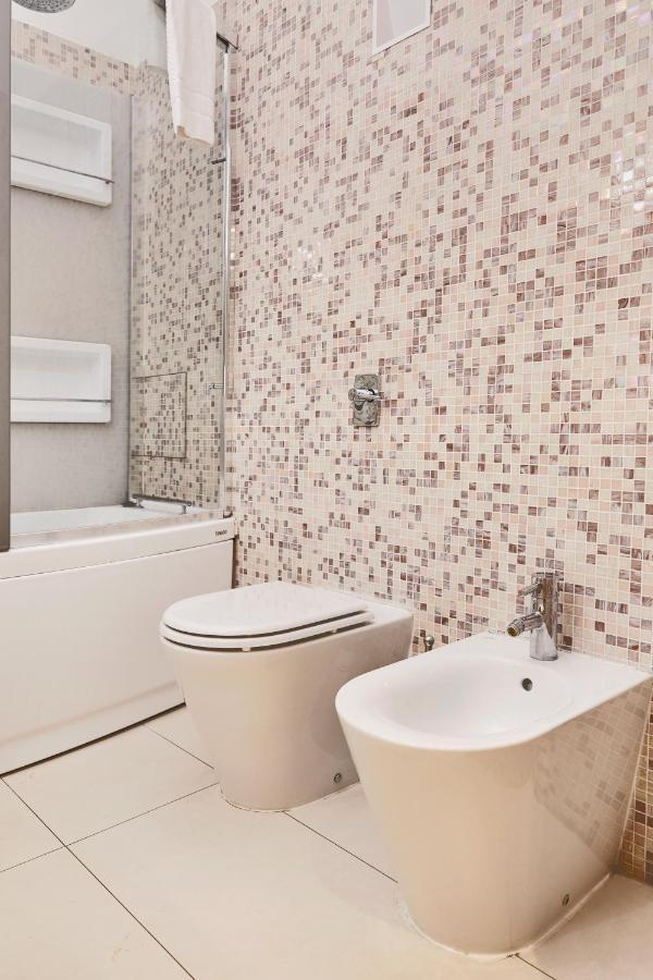 Prestige Boutique Homes-Duomo Милано Екстериор снимка